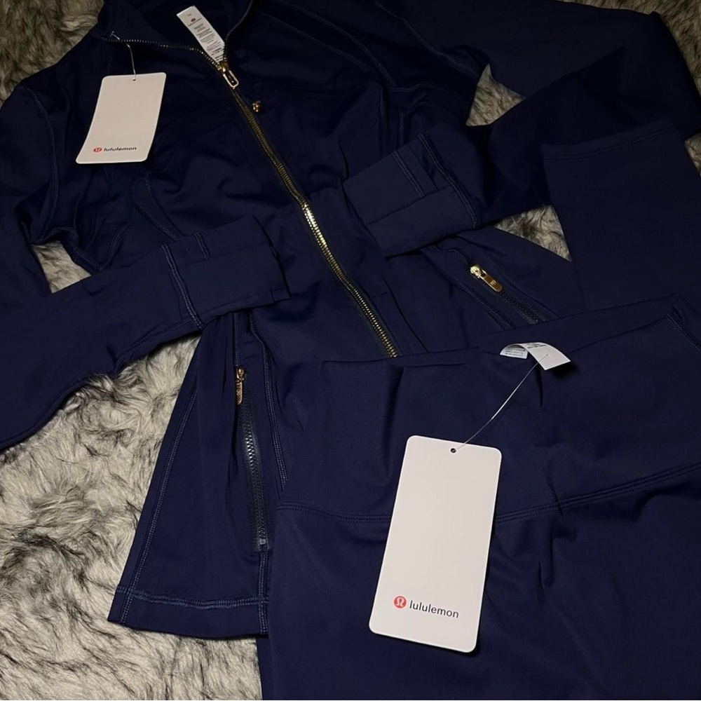 Lululemon set Navy Blue Size 8(M) NWT